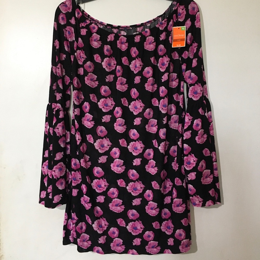 NWT! Black Floral Print Tunic Style Shirt